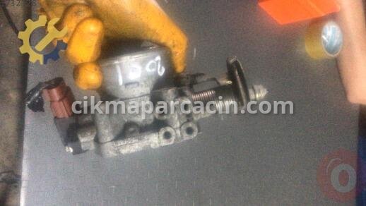 Nissan Primera Gaz Kelebeği çıkma parça