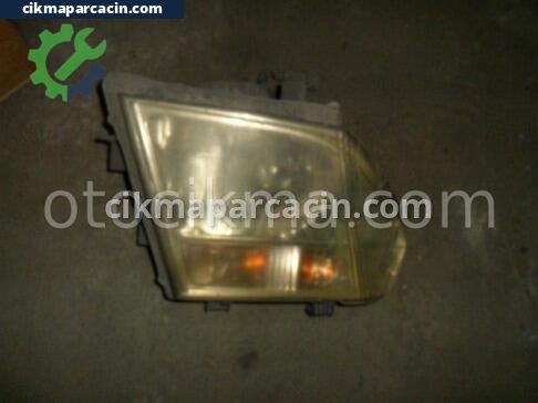 Nissan Pathfinder Sağ Ön Far çıkma parça