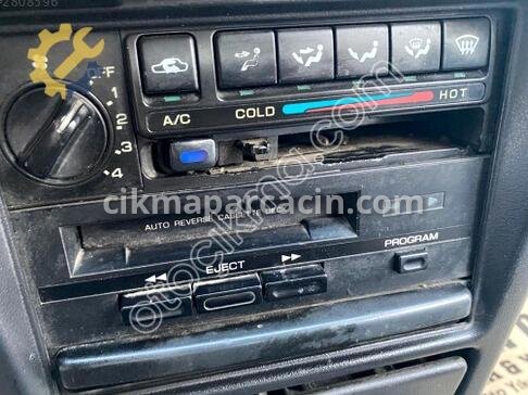 Nissan Sunny çıkma parça