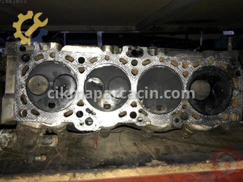 Nissan Sunny Silindir Kapağı çıkma parça