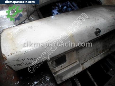 Nissan Sunny Bagaj çıkma parça