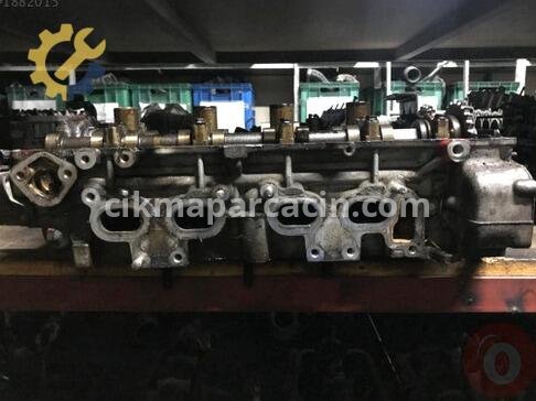 Nissan Sunny Silindir Kapağı çıkma parça