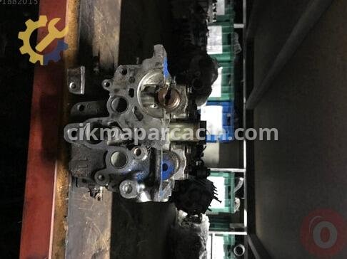 Nissan Sunny Silindir Kapağı çıkma parça