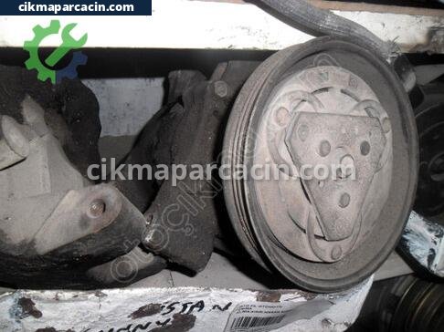 Nissan Sunny Klima Kompresörü çıkma parça