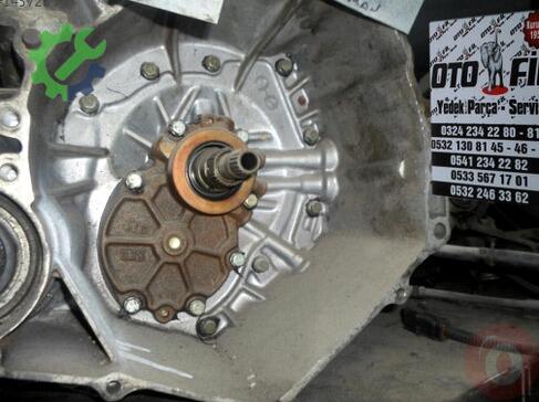 Nissan Sunny Şanzıman Komple çıkma parça