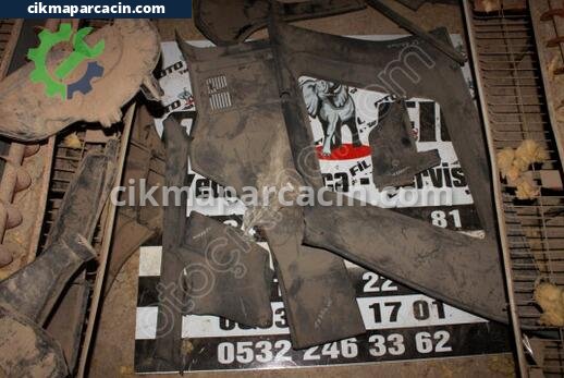 Nissan Terrano Bakalitler çıkma parça