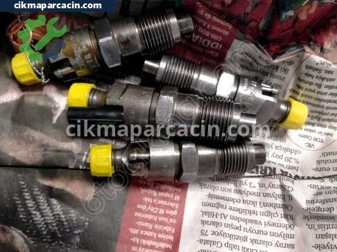 Nissan Vanetto Enjektör çıkma parça
