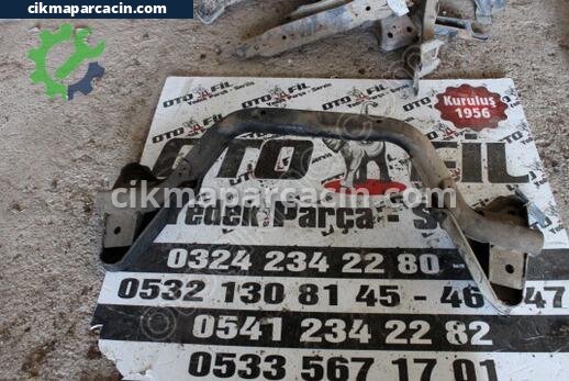 Nissan Vanetto Travers çıkma parça