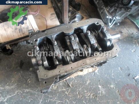 Nissan Vanetto Yarım Motor çıkma parça