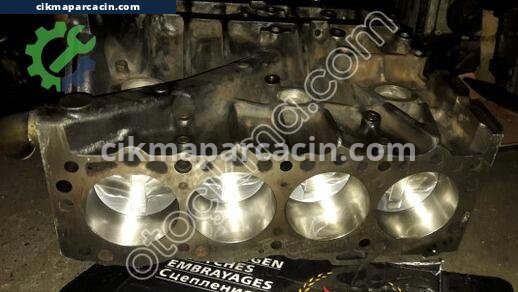 Nissan Vanetto Yarım Motor çıkma parça