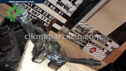 Nissan Vanetto Sinyal Kolu çıkma parça