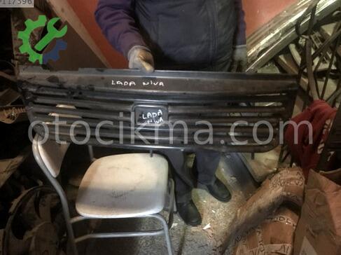 Lada Niva Panjur çıkma parça