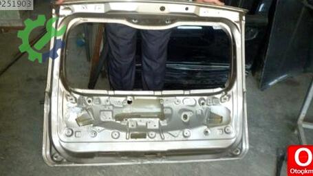 Nissan Note Bagaj çıkma parça