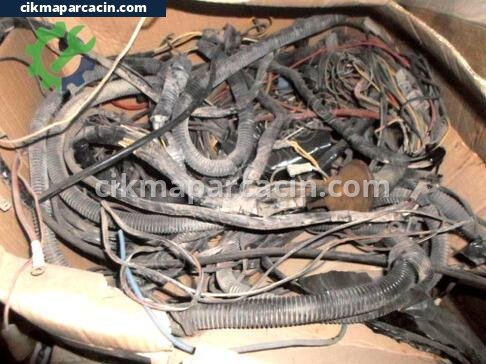Opel Ascona Motor Tesisatı çıkma parça
