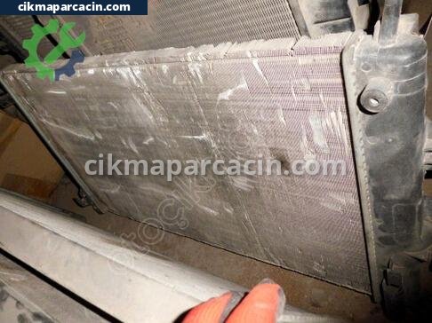 Opel Astra Su Radyatörü çıkma parça