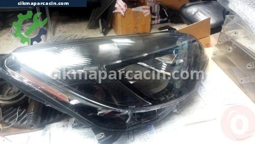 Opel Astra Sağ Ön Far çıkma parça