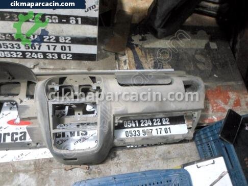 Opel Corsa Göğüs çıkma parça