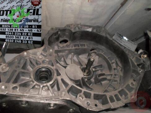 Opel Corsa Şanzıman Komple çıkma parça