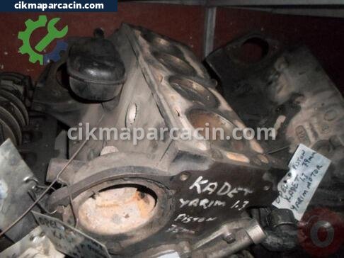 Opel Kadett Yarım Motor çıkma parça