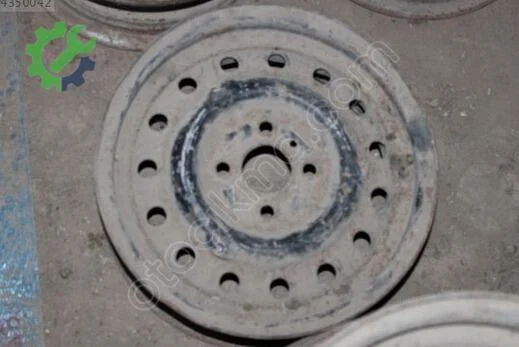 Opel Rekord Jant çıkma parça