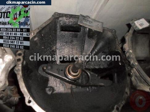 Opel Rekord Şanzıman çıkma parça
