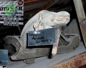 OPEL REKORD ÖN DİNGİL ÇIKMA