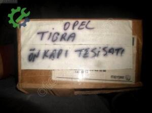 OPEL TİGRA ÖN KAPI TESİSAT SIFIR ORJİNAL MEYDAN