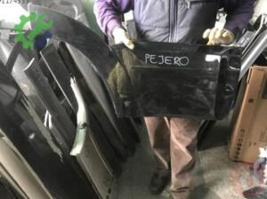 PAJERO SAĞ SOL ARKA KAPI KAPLAMASI MİTSUBİSHİ ORJİNAL ÇIKMA