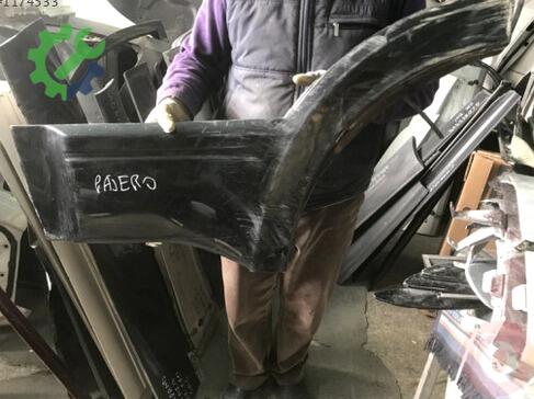 Mitsubishi Pajero Kapı Çıtası çıkma parça