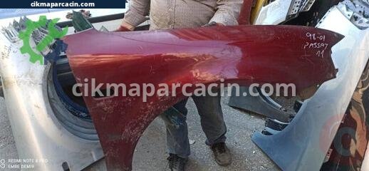 Volkswagen Passat Ön Çamurluk çıkma parça