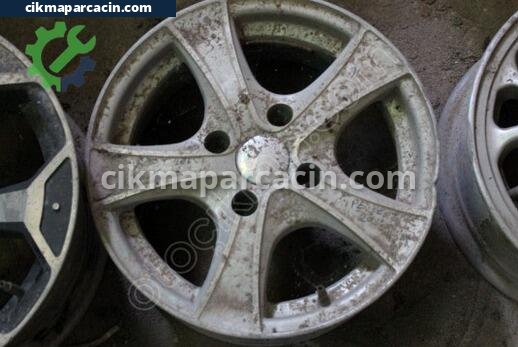 Peugeot 206 Jant çıkma parça