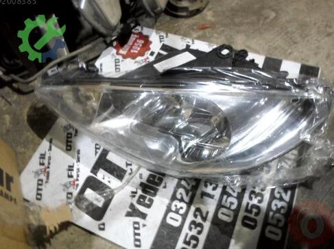 Peugeot 206 Sol Ön Far çıkma parça
