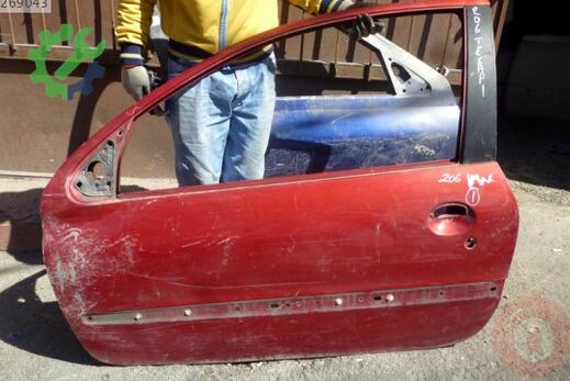 Peugeot 206 Sol Ön Kapı çıkma parça