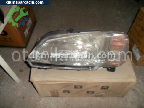 Peugeot 106 Sol Ön Far çıkma parça