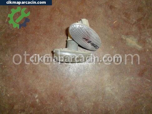 Opel Astra Tavan Lambası çıkma parça