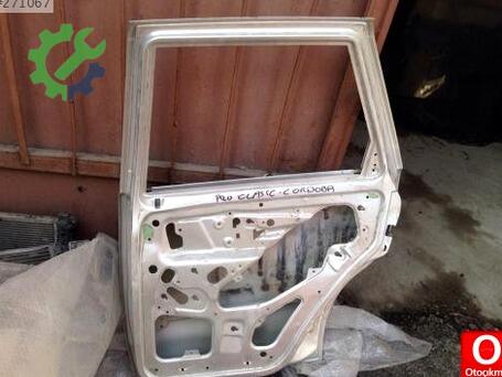 Volkswagen Polo Sağ Arka Kapı çıkma parça