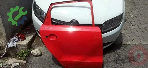 Volkswagen Polo Sağ Arka Kapı çıkma parça