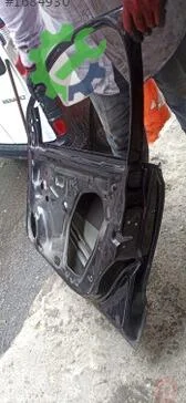 Volkswagen Polo Sağ Ön Kapı çıkma parça