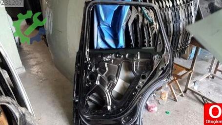 Audi Q5 Sağ Arka Kapı çıkma parça