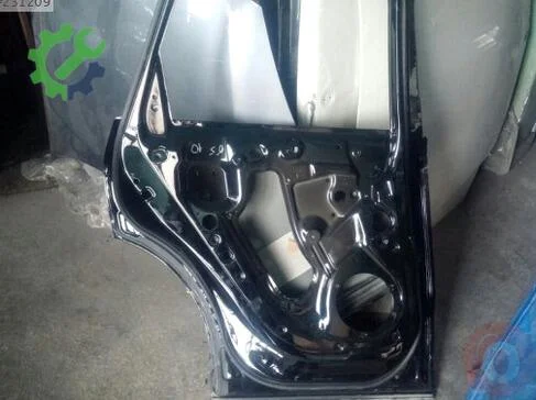 Audi Q5 Sol Arka Kapı çıkma parça