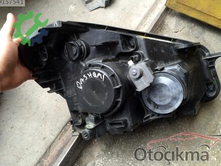 Nissan Qashqai Sol Ön Far çıkma parça