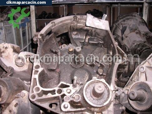 Renault R 9 Şanzıman Komple çıkma parça