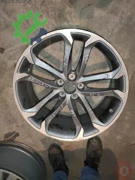 Peugeot RCZ Jant çıkma parça