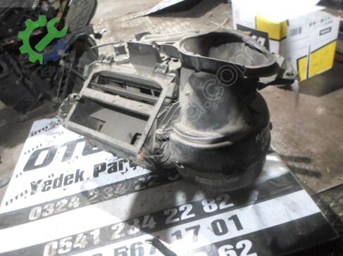 Renault R 21 Kalorifer Kutusu çıkma parça