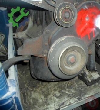 Renault R 9 Yarım Motor çıkma parça