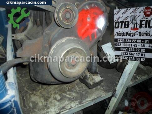 Renault R9 Yarım Motor çıkma parça
