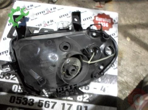 Renault Clio Sol Ön Far çıkma parça