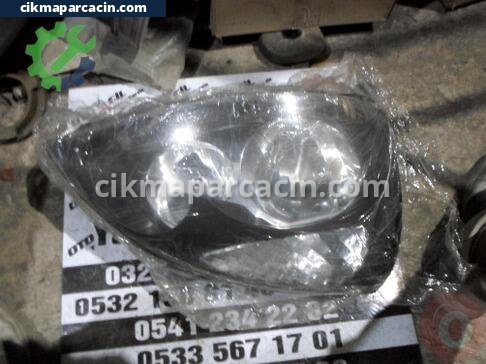Renault Clio Sağ Ön Far çıkma parça