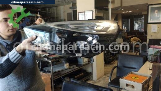 Renault Clio Far çıkma parça