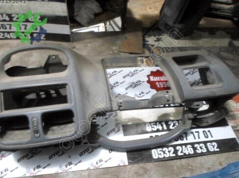 Renault Clio Göğüs çıkma parça